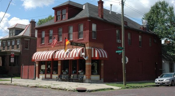 The Prohibtion-Era Restaurant, The Old Mohawk, Is An Ohio Legend That’s Still Going Strong