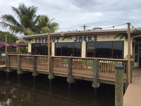 The Waterfront Restaurant Coconut Jack’s In Florida Is Brimming With Seafood