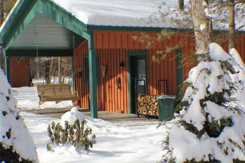 You'll Find A Luxury Glampground At Wapiti Woods Guest Cabins In Pennsylvania, It's Ideal For Winter Snuggles And Relaxation