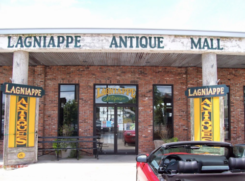 There's 17,000-Square Feet Of Shopping That Awaits You At The Lagniappe Antique Mall In Louisiana