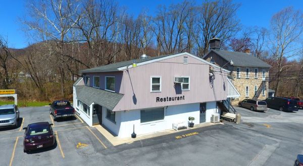 Head To The Mountains Of Pennsylvania To Visit Foot Of The Mountains Restaurant, A Charming, Old Fashioned Restaurant
