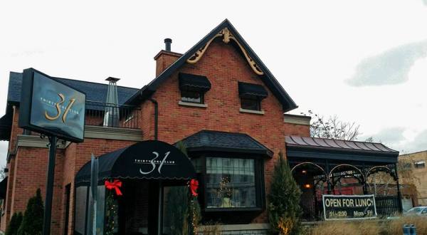 The Coziest Place For A Winter Meal In Buffalo Is 31 Club, And It’s Comfort Food At Its Finest
