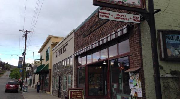 Tonasket Natural Foods Co-op In Washington Will Take You Back In Time