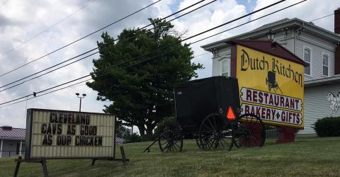 The Broasted Chicken At These 7 Ohio Amish Country Restaurants Hit The Spot