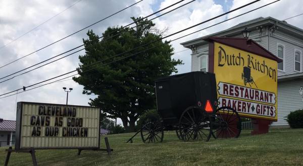 The Broasted Chicken At These 7 Ohio Amish Country Restaurants Hit The Spot