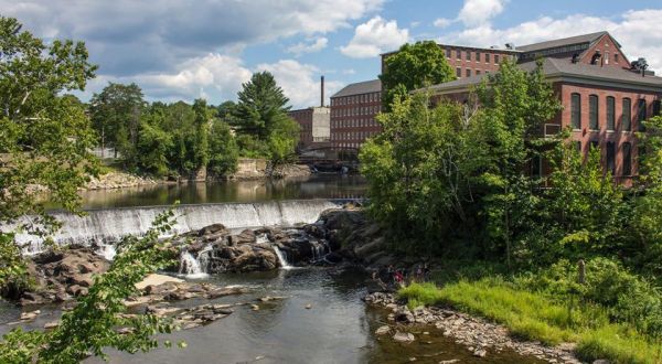 Common Man Is A Restaurant Hiding In A Historic New Hampshire Mill Building