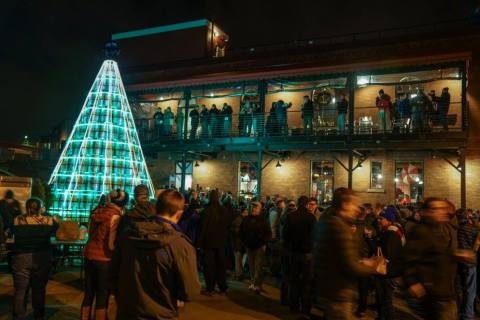 Watch More Than 500 Kegs Light Up In New York At The Genesee Brewery Keg Tree Lighting