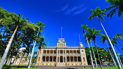 Explore Hawaii's Famous Iolani Palace By Night In Honor Of Queen Kapiolani's Birthday