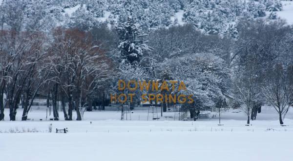 Your Whole Family Can Enjoy Eating Pancakes With Santa At A Hot Springs In Idaho