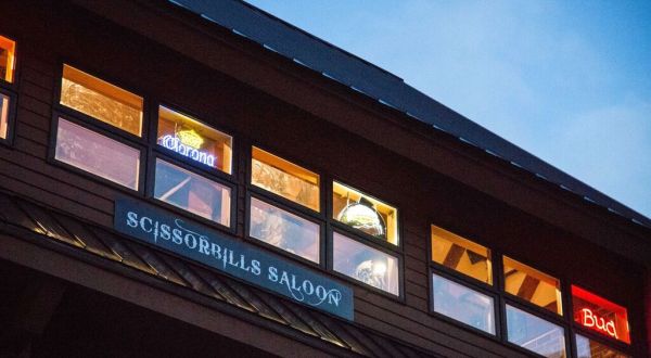 Scissorbills Saloon Is A Ski-In Bar In Montana And It’s Truly One-Of-A-Kind