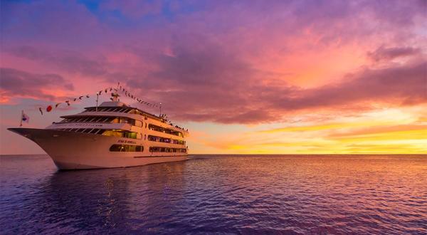 Ring In The New Year On This Extraordinary New Year’s Eve Cruise In Hawaii