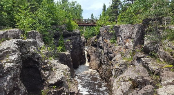 You Won’t Feel Like You’re In Minnesota When You See The View At This View At Temperance River State Park