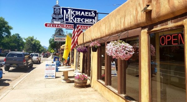 Michael’s Kitchen Restaurant & Bakery Has Been Serving Up Delicious Food In New Mexico Since 1974