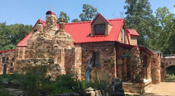 New Jersey’s Quirky And Mysterious Palace Of Depression Is Open For Tours This Month