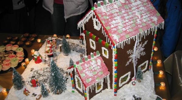 Get In The Holiday Spirit At The 3-Day Colony Christmas Fair In Palmer, Alaska