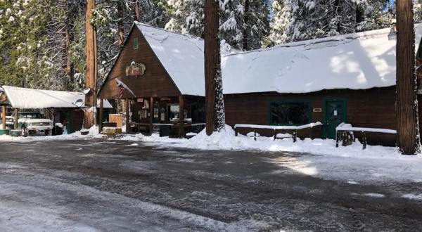 The Coziest Place For A Winter Northern California Meal, The Outpost, Is Comfort Food At Its Finest