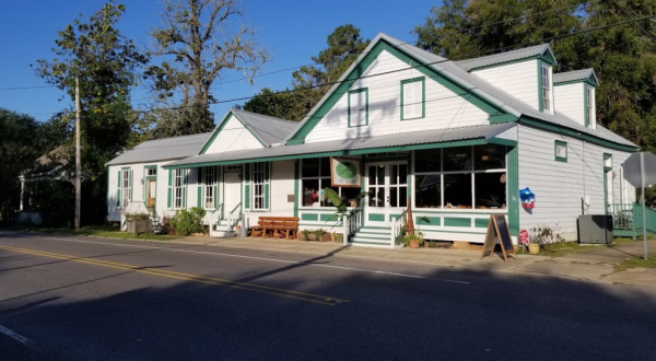 Old Courtableau Cafe In Louisiana Is A Delightful Small Town Restaurant