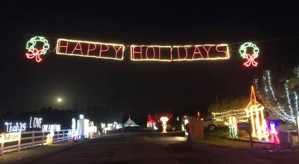 Plan A Visit Now To The Best Neighborhood Christmas Light Display In Idaho At Twin View Lane