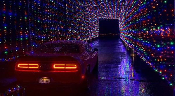 Take A Dreamy Ride Through The Largest Drive-Thru Light Show In New Jersey, Magic Of Lights