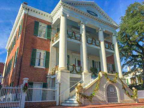 Choctaw Hall Just Might Be The Most Beautiful Christmas Hotel In Mississippi