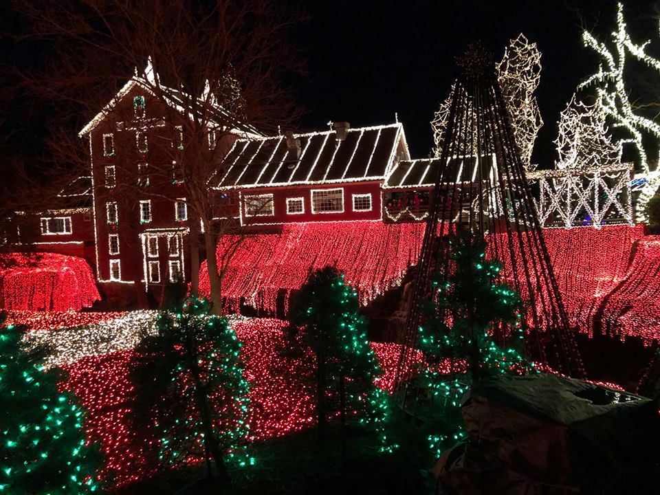 Clifton's Clifton Mill Is The Best Christmas Town Near Cincinnati
