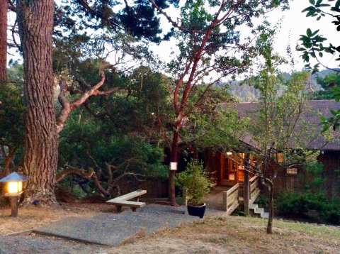 This Japanese-Style Farmhouse In Northern California, Osprey Peak, Makes For A Secluded Getaway