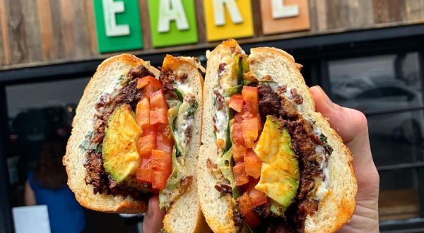 Eat The Fabulous Sandwiches At E.A.R.L. In Hawaii And You’ll Love Lunch More Than Ever