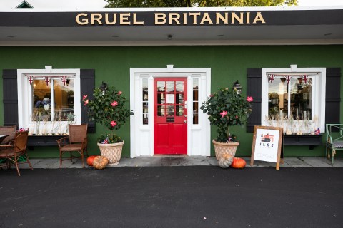 For A True Old English Meal, Head To Gruel Britannia In Connecticut