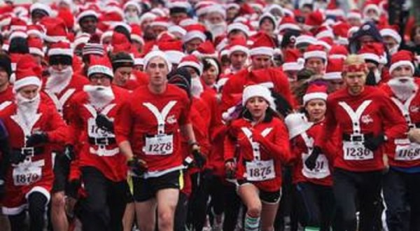 Hundreds Of Santas Descend Upon Madison Every Year During Run, Santa, Run 5K In Wisconsin