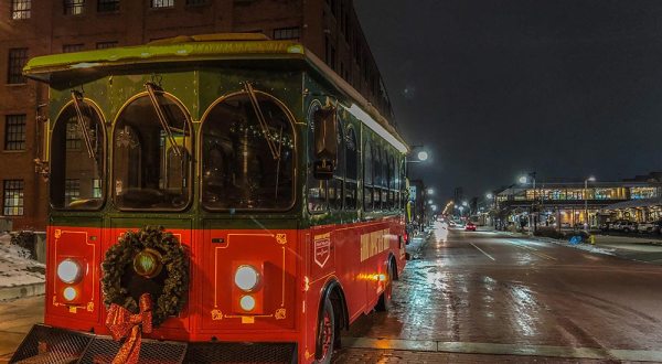 Get Festive On Michigan’s Beer Trolley During The BYOB Christmas Lights Tour