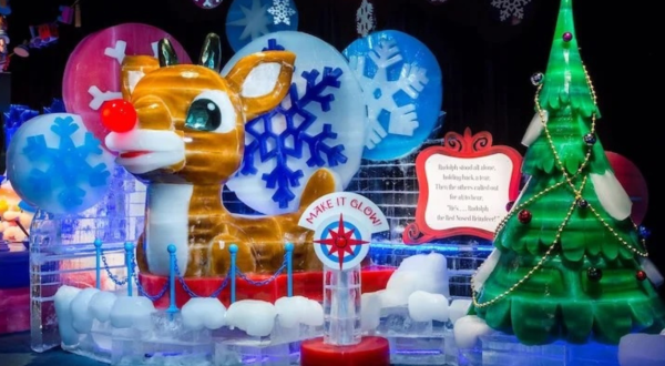 Explore A Christmas-Themed Ice Land At Gaylord National Resort In Maryland