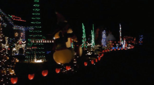 Drive Or Walk Through Millions Of Holiday Lights At Hidden Valley Parade Of Lights In Nevada