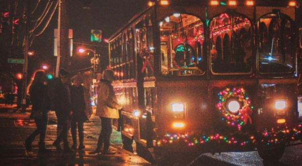 Enjoy An Unforgettable Christmas Block Party At Bardstown Road Aglow In Kentucky