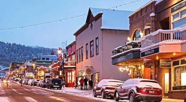 At Christmastime, Park City, Utah Has The Most Enchanting Main Street In The Country