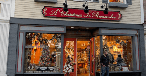 At Christmastime, Newport, Rhode Island Has The Most Enchanting Main Street In The Country