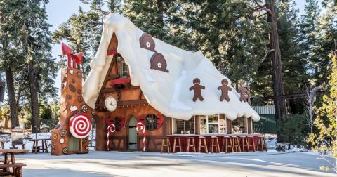 Southern California's SkyPark At Santa's Village Is A Christmas Attraction That Will Transport You Straight To The North Pole