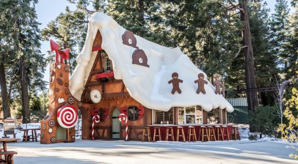 Southern California’s SkyPark At Santa’s Village Is A Christmas Attraction That Will Transport You Straight To The North Pole