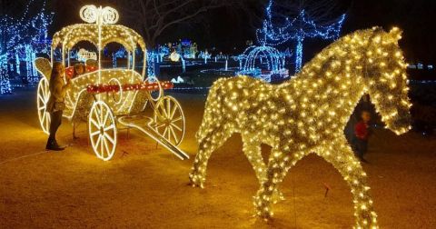 Drive Through Millions Of Lights At Yukon's Christmas In The Park In Oklahoma This Holiday Season
