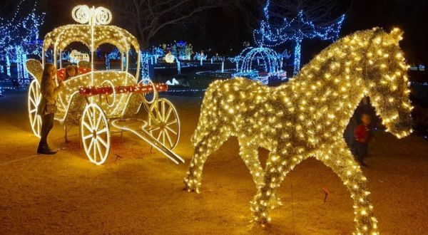 Drive Through Millions Of Lights At Yukon’s Christmas In The Park In Oklahoma This Holiday Season