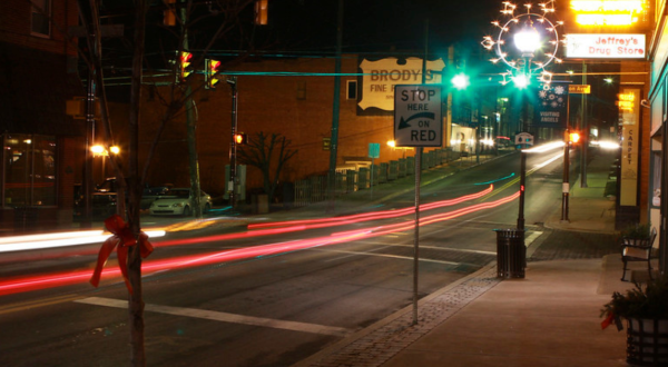 Visit Canonsburg, The One Christmas Town Near Pittsburgh That’s Simply A Must Visit This Season