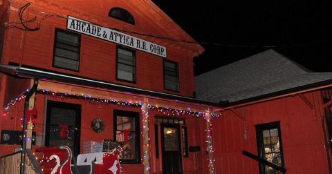 Watch The Countryside Near Buffalo Whirl By On This Unforgettable Christmas Train