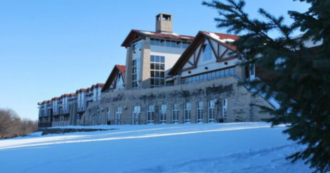 Lied Lodge Just Might Be The Most Beautiful Christmas Hotel In Nebraska