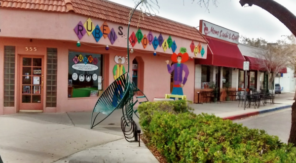 This Quaint Toy Store In Nevada, Ruben’s Wood Craft And Toys, Will Make You Feel Like A Kid Again