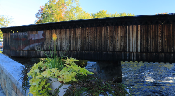 The Contoocook Railroad Bridge In New Hampshire Is The Oldest Example Of A Train Bridge In America