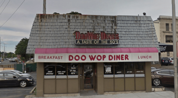 Transport Back To The ’50s At Doo Wop Diner In Massachusetts