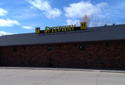 The Speedway 805 Grill & Bar Has The Best Ribs In North Dakota