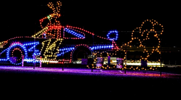 Drive Through Millions Of Lights At The Motor Speedway In Hampshire