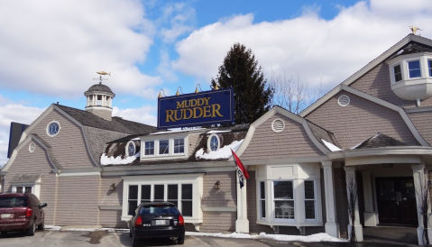 The Annual Thanksgiving Buffet At The Muddy Rudder In Maine Will Have You Satisfied Through Christmas