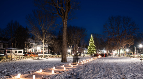 Over 400 Luminaries Are Lit During Woodstock Wassail Weekend In Vermont Every Year