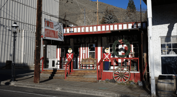Get In The Spirit At The Best Christmas Store In Nevada: Forever Christmas